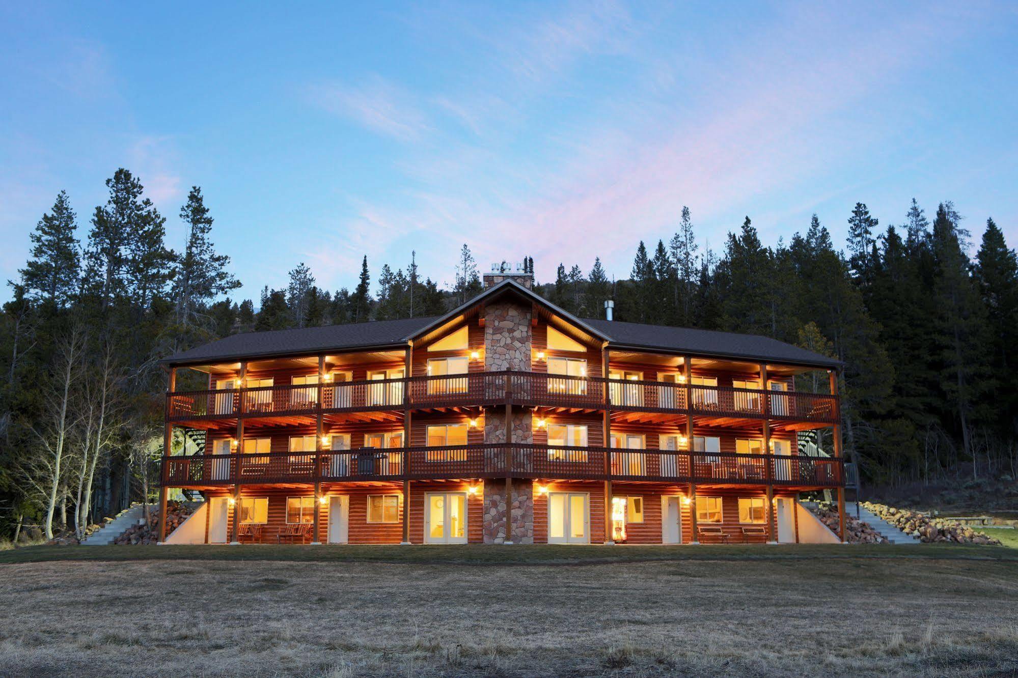 Beaver Creek Lodge 洛根 外观 照片