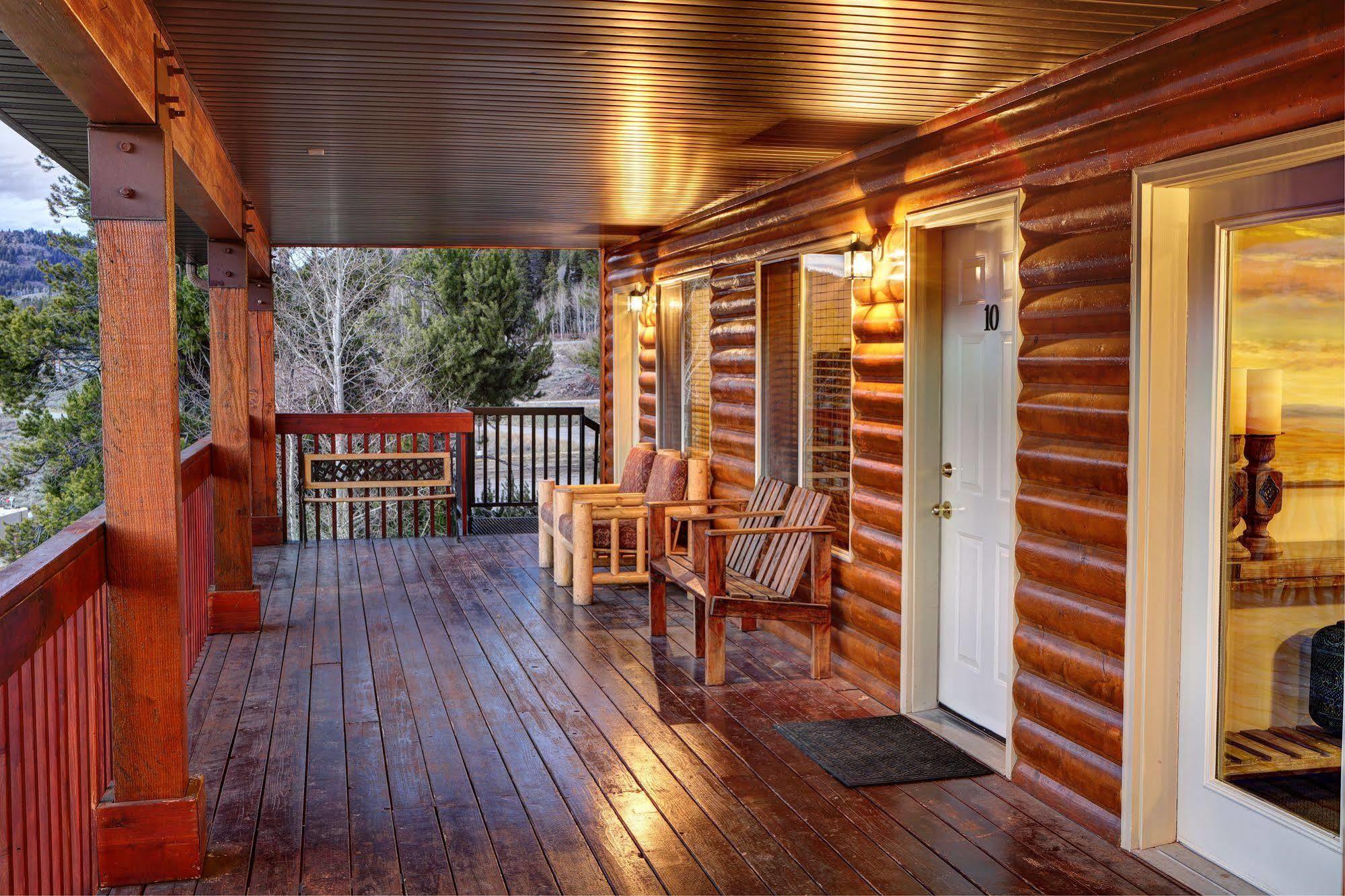Beaver Creek Lodge 洛根 外观 照片