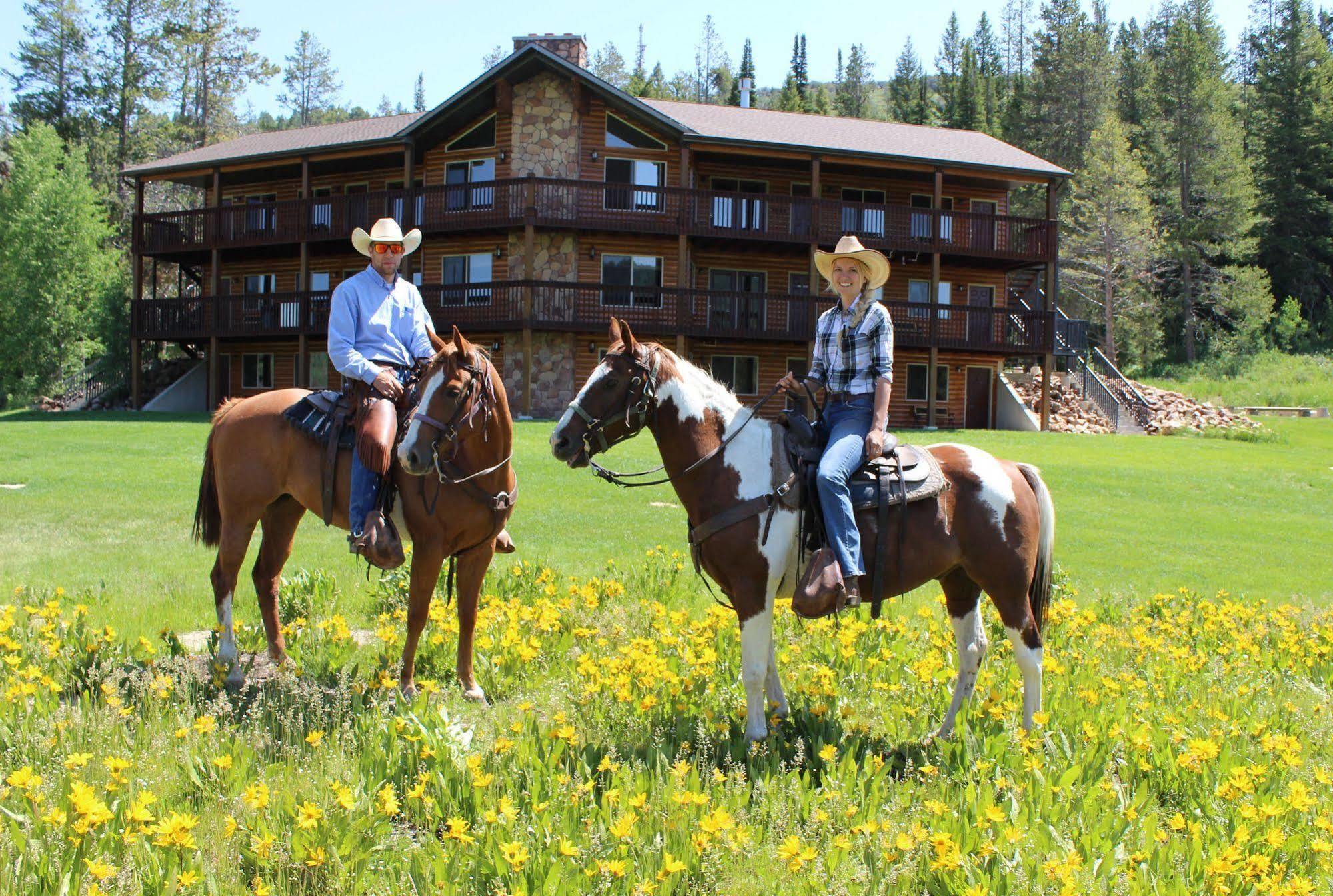 Beaver Creek Lodge 洛根 外观 照片